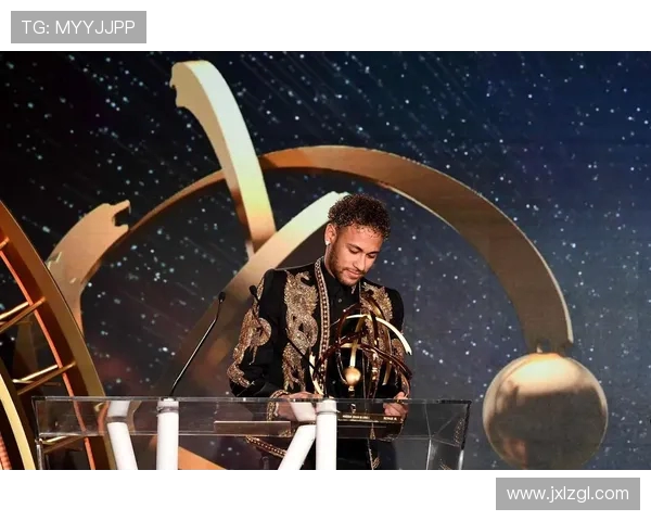 法甲赛季最佳球员精彩表现与评分依据解析