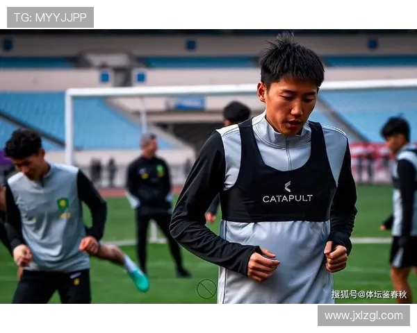 曹永竞：今年冬训非常辛苦，感谢全队一起努力拿下超级杯冠军